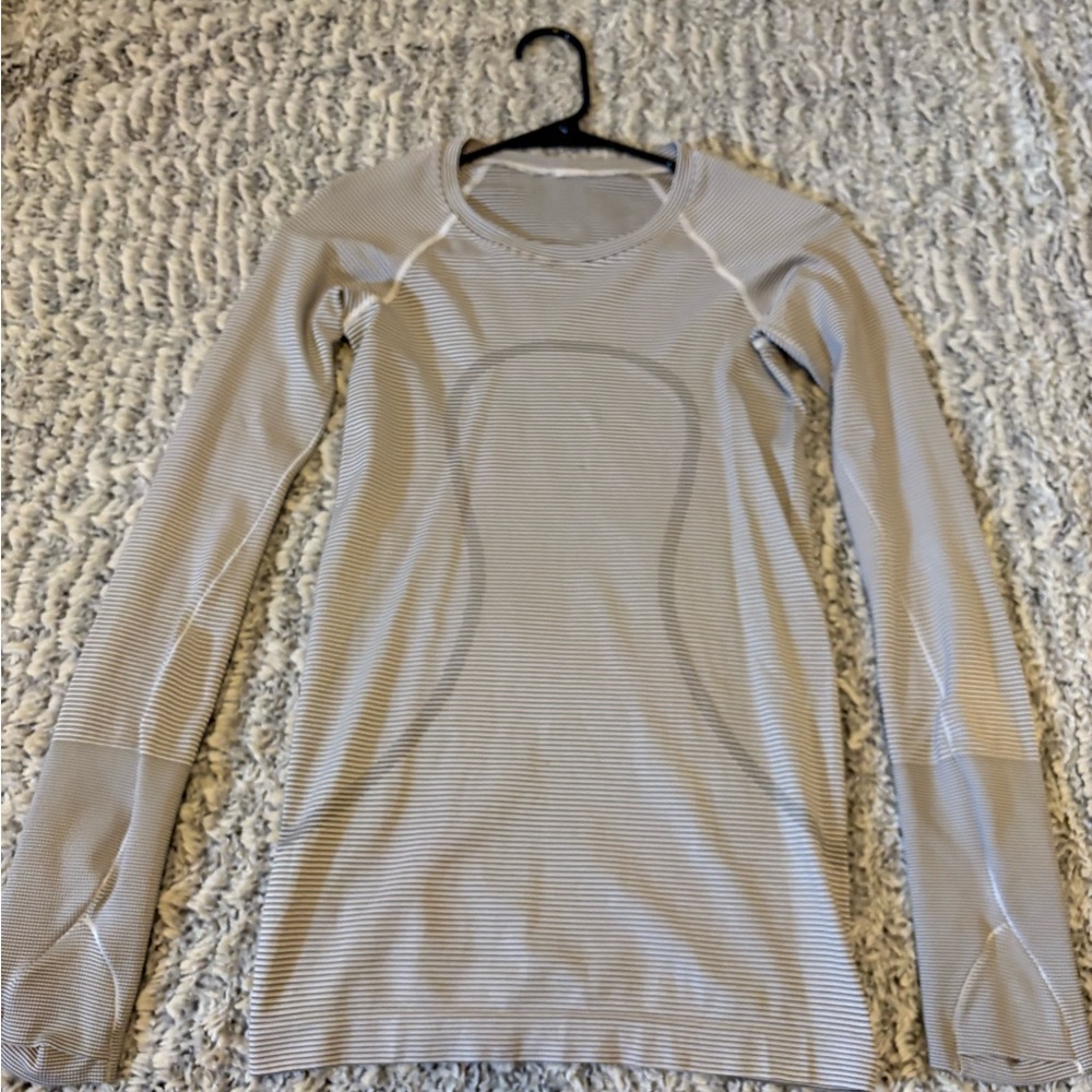 Lululemon Swiftly Tech Long Sleeve